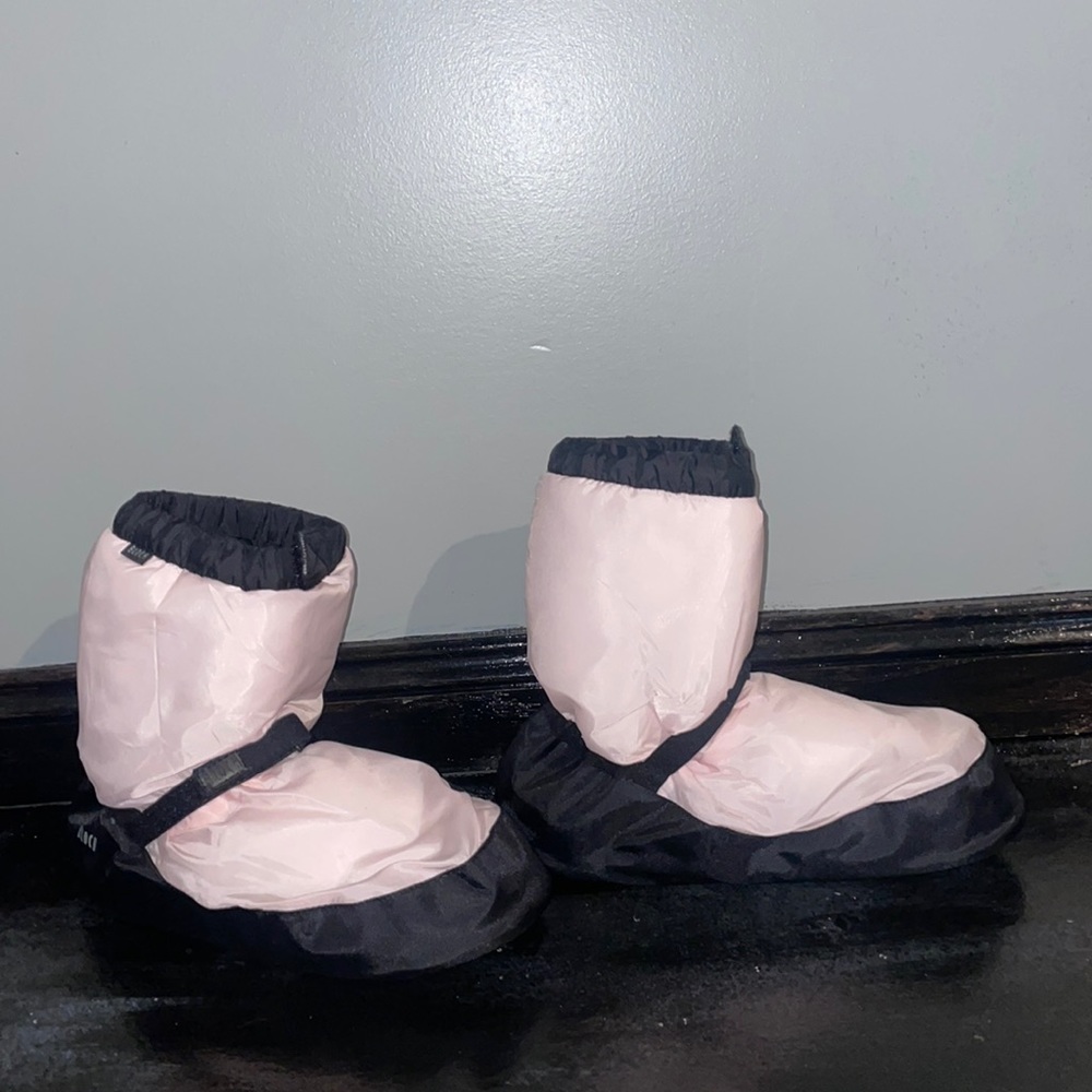 Warm up bloch dance boots